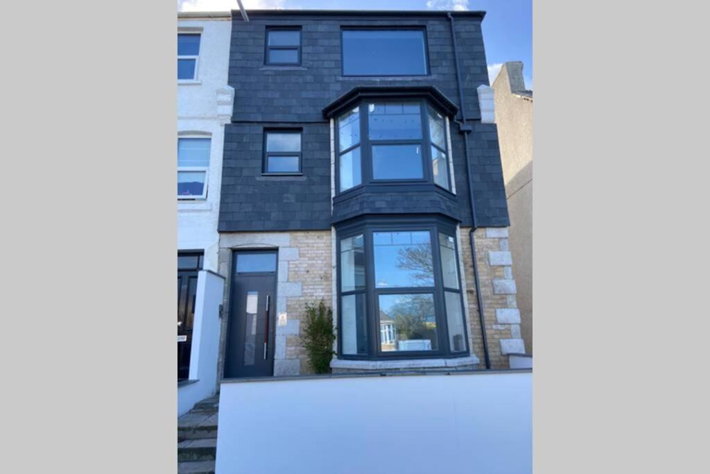 Beachside Apartment In The Centre Of Town Newquay  Exterior photo